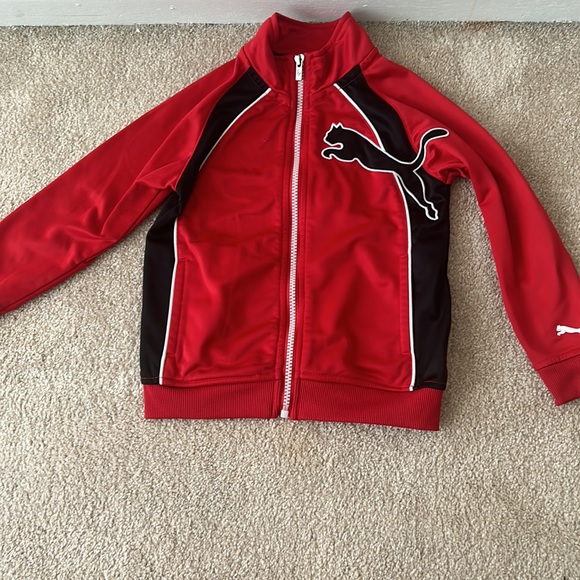 Red,black and white jacket good condition. - Picture 3 of 5